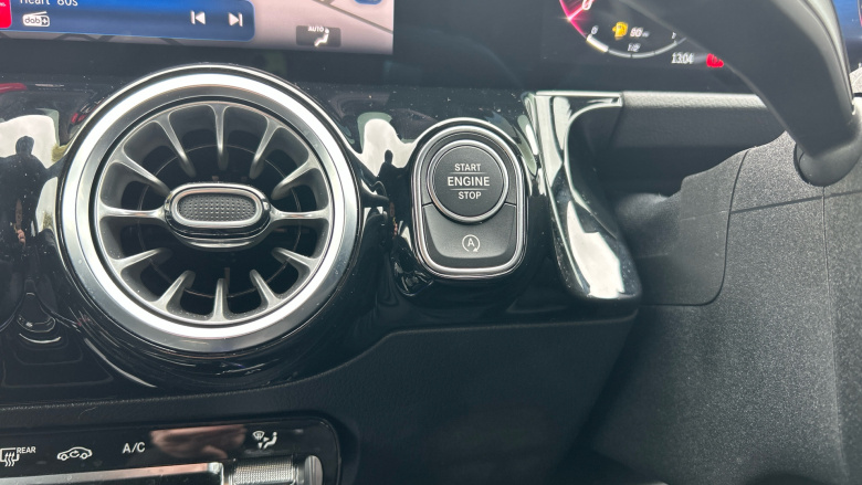 Mercedes-Benz GLA 200d AMG Line Executive 5dr Auto Diesel Hatchback